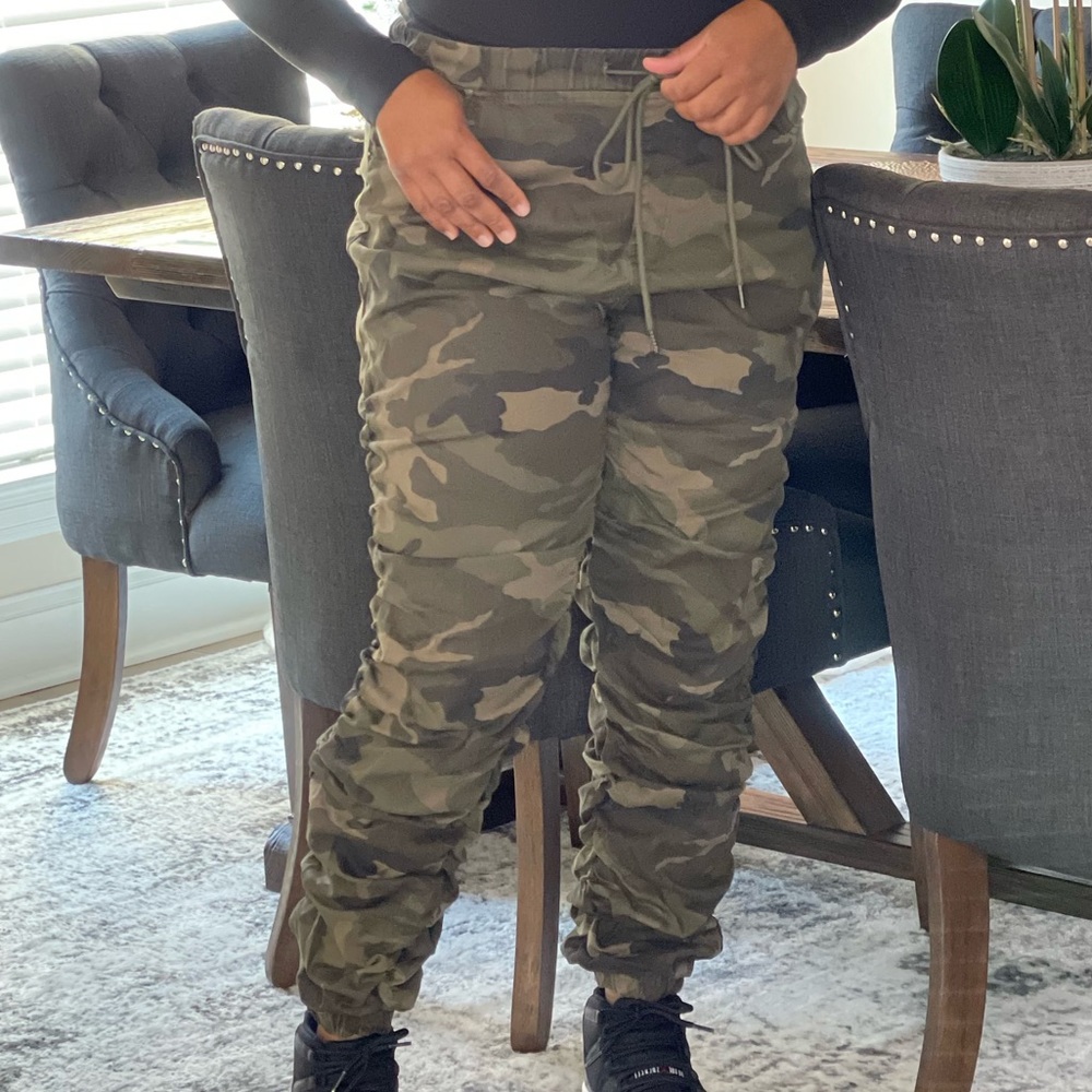 High Waist Cargo Pants (Camo)